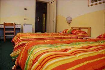 Hotel Marco Polo Caldogno ภายนอก รูปภาพ